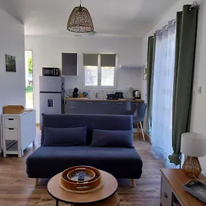  Hébergement de vacances La Petite Maison